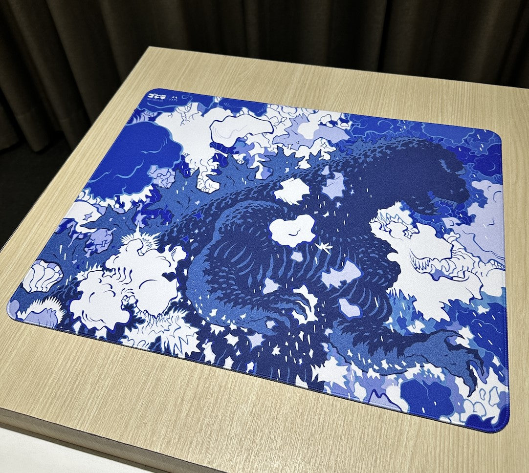 Arbiter Studio x Godzilla 限量款布面滑鼠墊 L