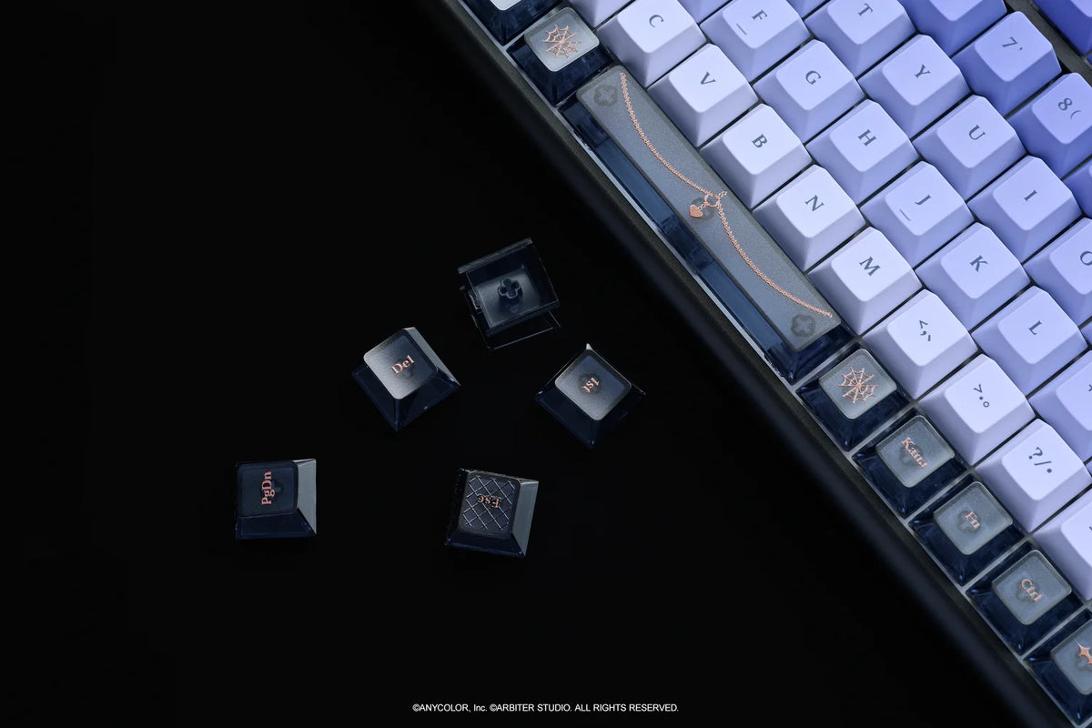 Arbiter Studio x NIJISANJI EN - Arbiter Studio × NIJISANJI EN – Meloco Kyoran 聯名電競周邊系列（日文 JIS 配置鍵盤、布質滑鼠墊及玻璃滑鼠墊）