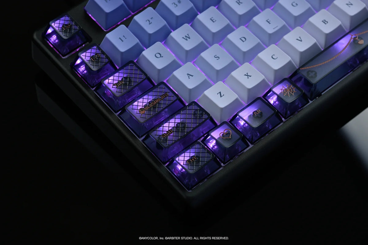 Arbiter Studio x NIJISANJI EN - Arbiter Studio × NIJISANJI EN – Meloco Kyoran 聯名電競周邊系列（日文 JIS 配置鍵盤、布質滑鼠墊及玻璃滑鼠墊）