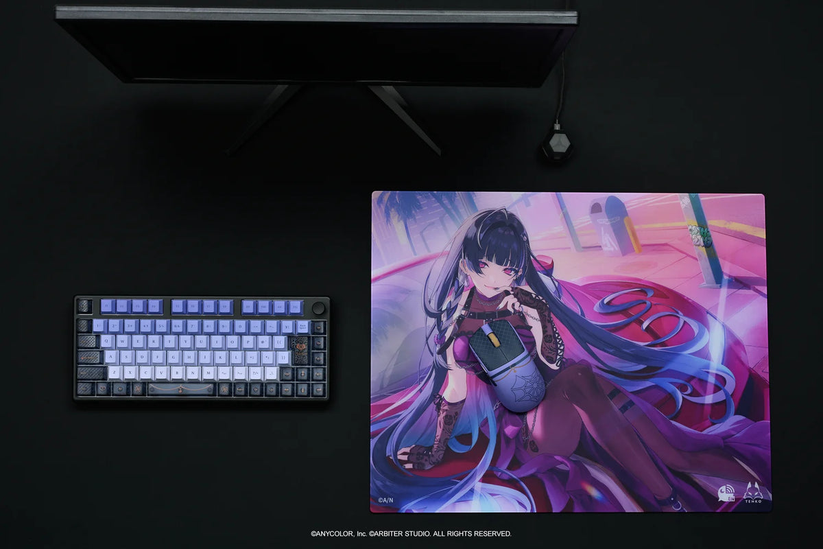 Arbiter Studio x NIJISANJI EN - Arbiter Studio × NIJISANJI EN – Meloco Kyoran 聯名電競周邊系列（日文 JIS 配置鍵盤、布質滑鼠墊及玻璃滑鼠墊）