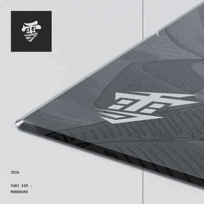Yuki Aim Monokuro 玻璃滑鼠墊