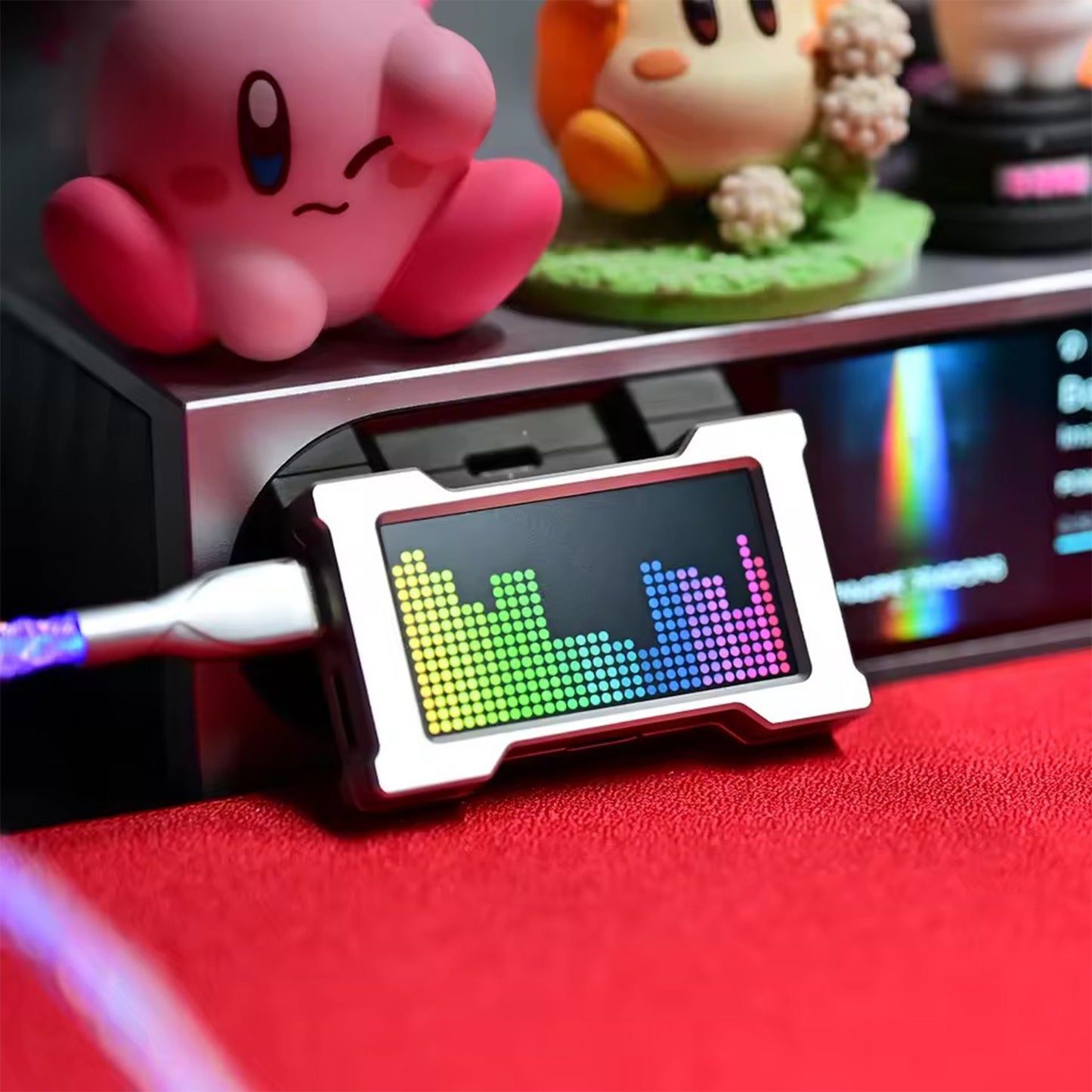 HM Lab Z-NEO 8K USB 集線器（內建 LCD 螢幕）