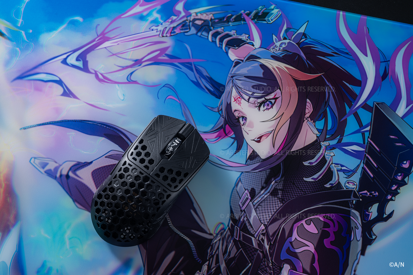 Arbiter Studio x Nijisanji SHU & CLAUDE - 玻璃面滑鼠墊 (Shu Yamino)